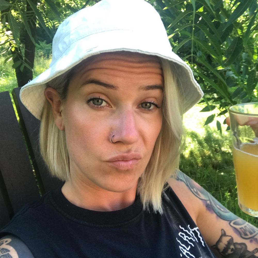 Meet your Posher, Maddy